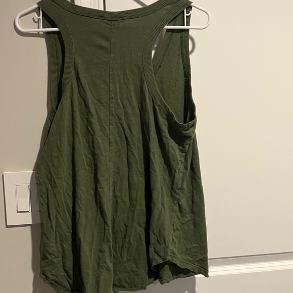 Time and Tru Buttoned Tank Top - Picture 5 of 5